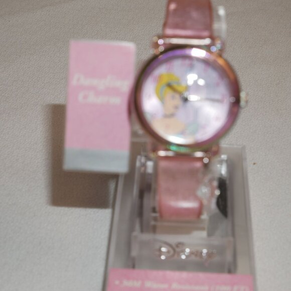 Disney Princess Cinderella Jelly Strap Watch Pink OOP Fits up to 7" wrist - Picture 9 of 9